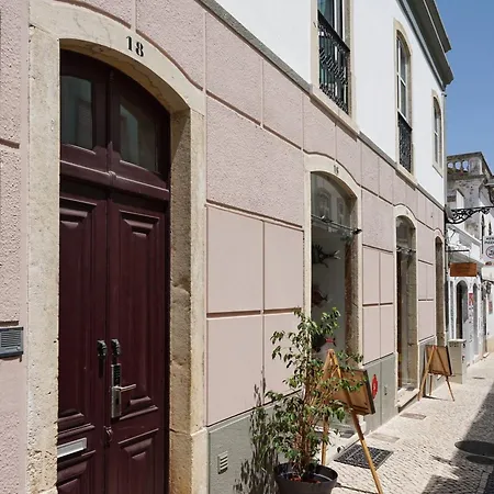 Luxury Historic House With Private Jacuzzi * 라고스