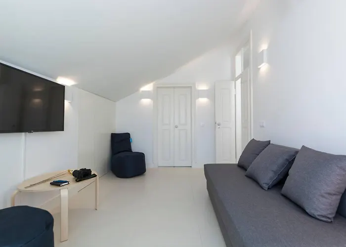 Luxury Historic House With Private Jacuzzi 别墅