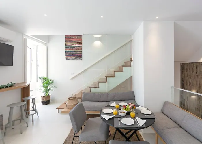 Luxury Historic House With Private Jacuzzi 别墅 拉哥斯