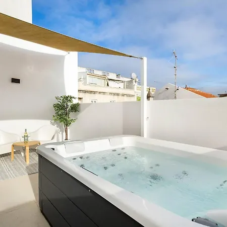 Βίλα Luxury Historic House With Private Jacuzzi *